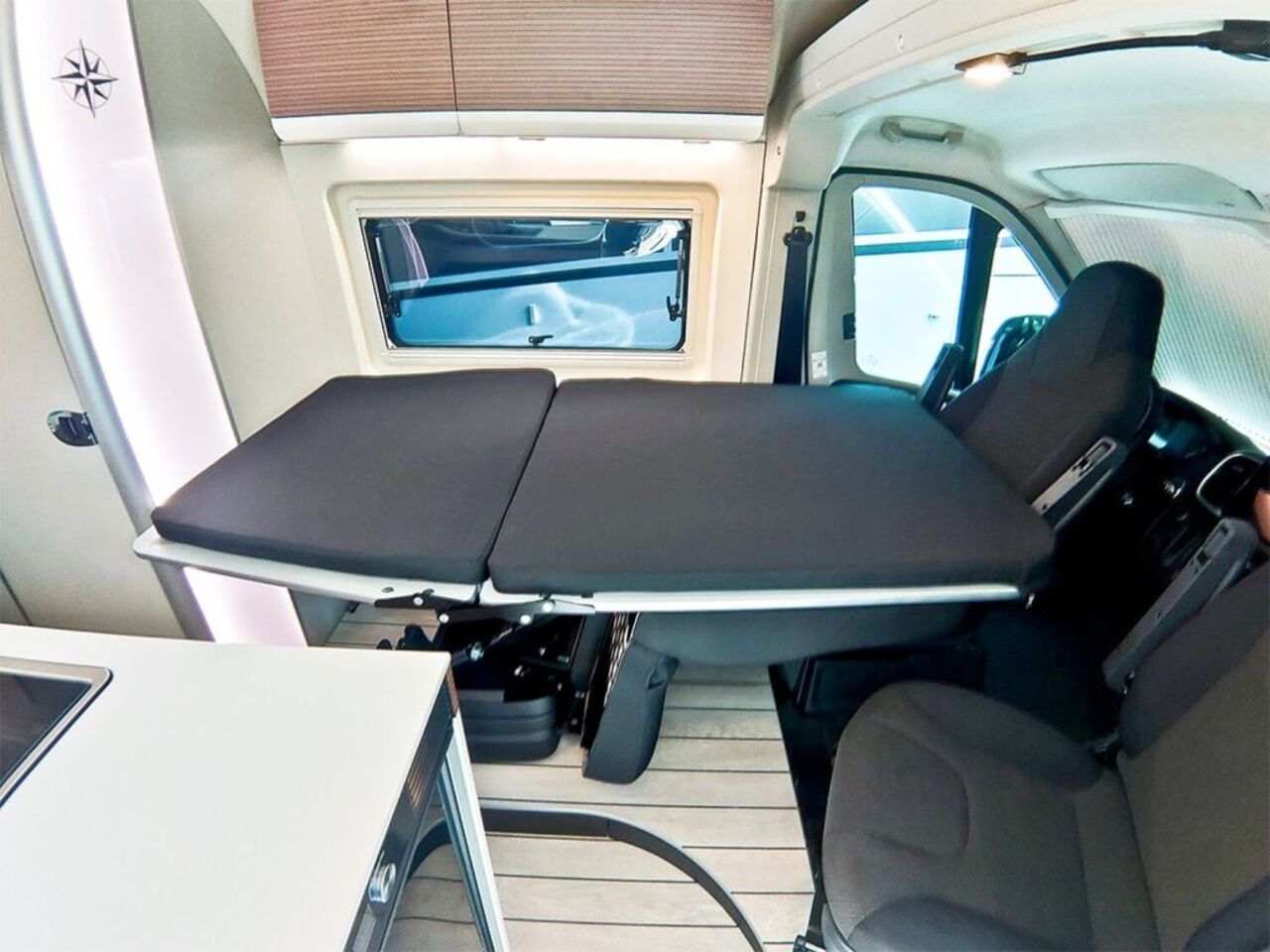WESTFALIA 640 E Automatik*Solar*Markise Ansicht 11 für Fahrzeugdetailseite