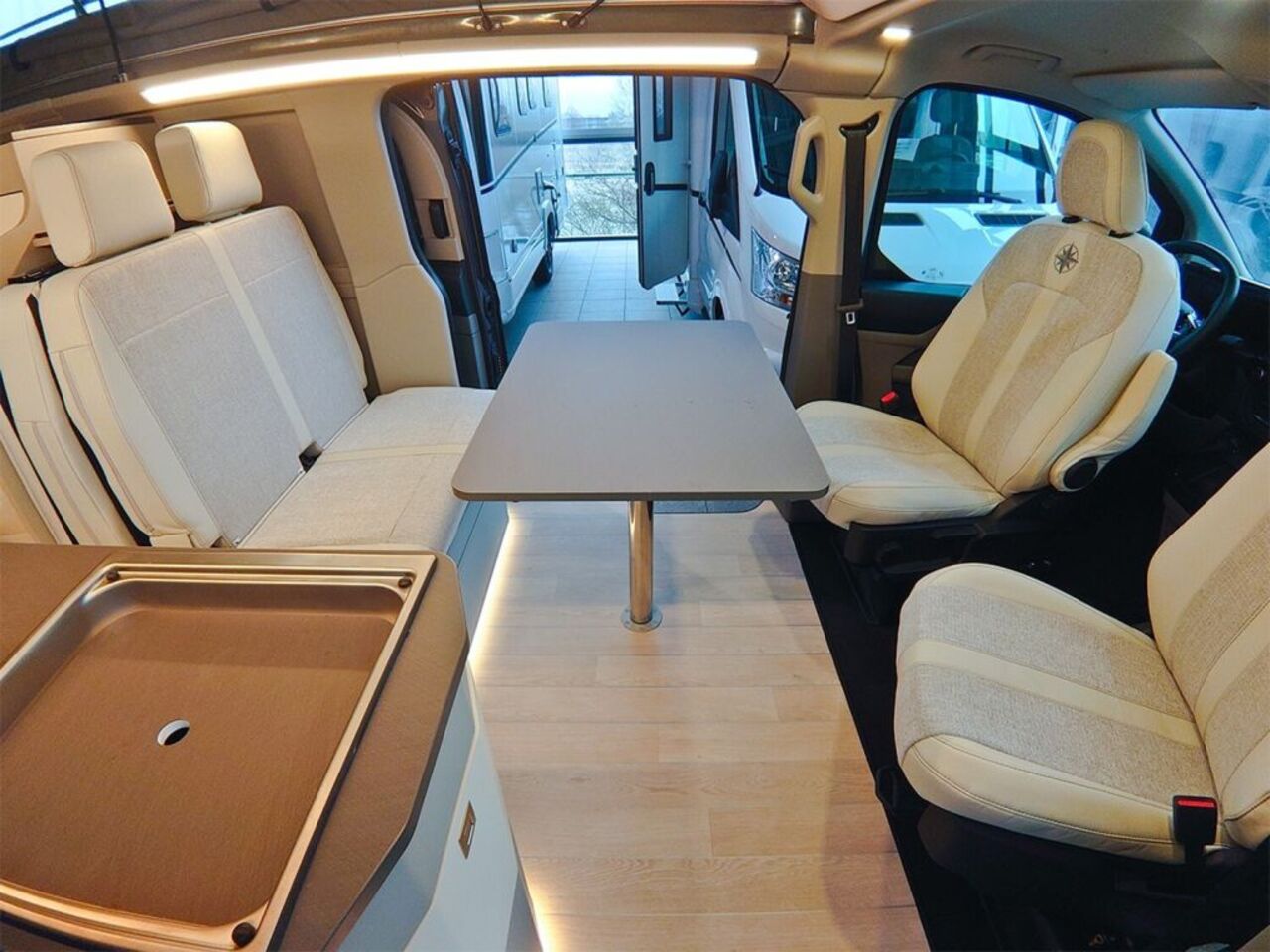 WESTFALIA Kelsey Navi*ACC*Allwetter Navi*ACC*Allwetter Ansicht 8 für Fahrzeugdetailseite