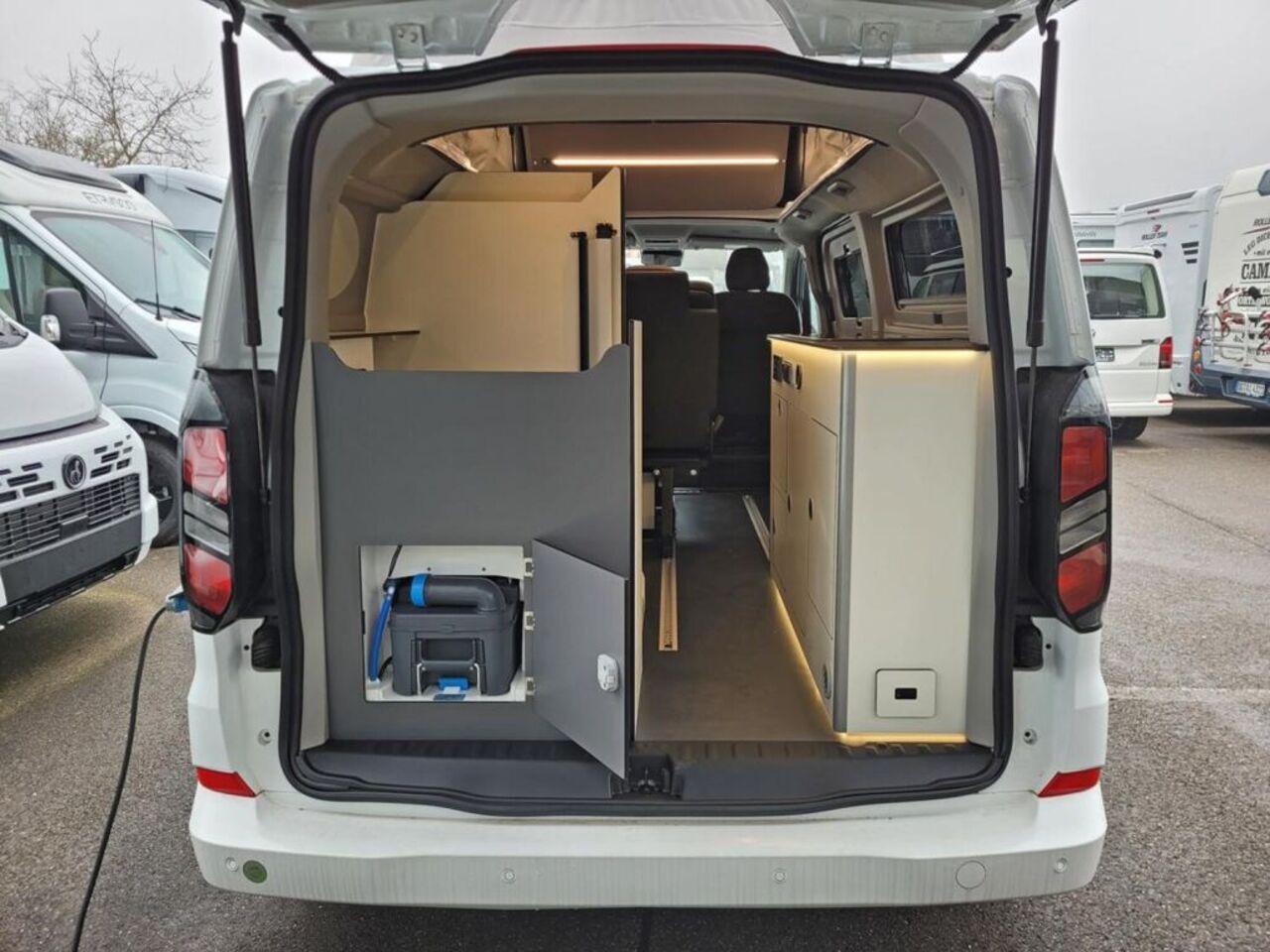 KARMANN 550 *136PS*AHK*VIVA*WHITE* Ansicht 19 für Fahrzeugdetailseite