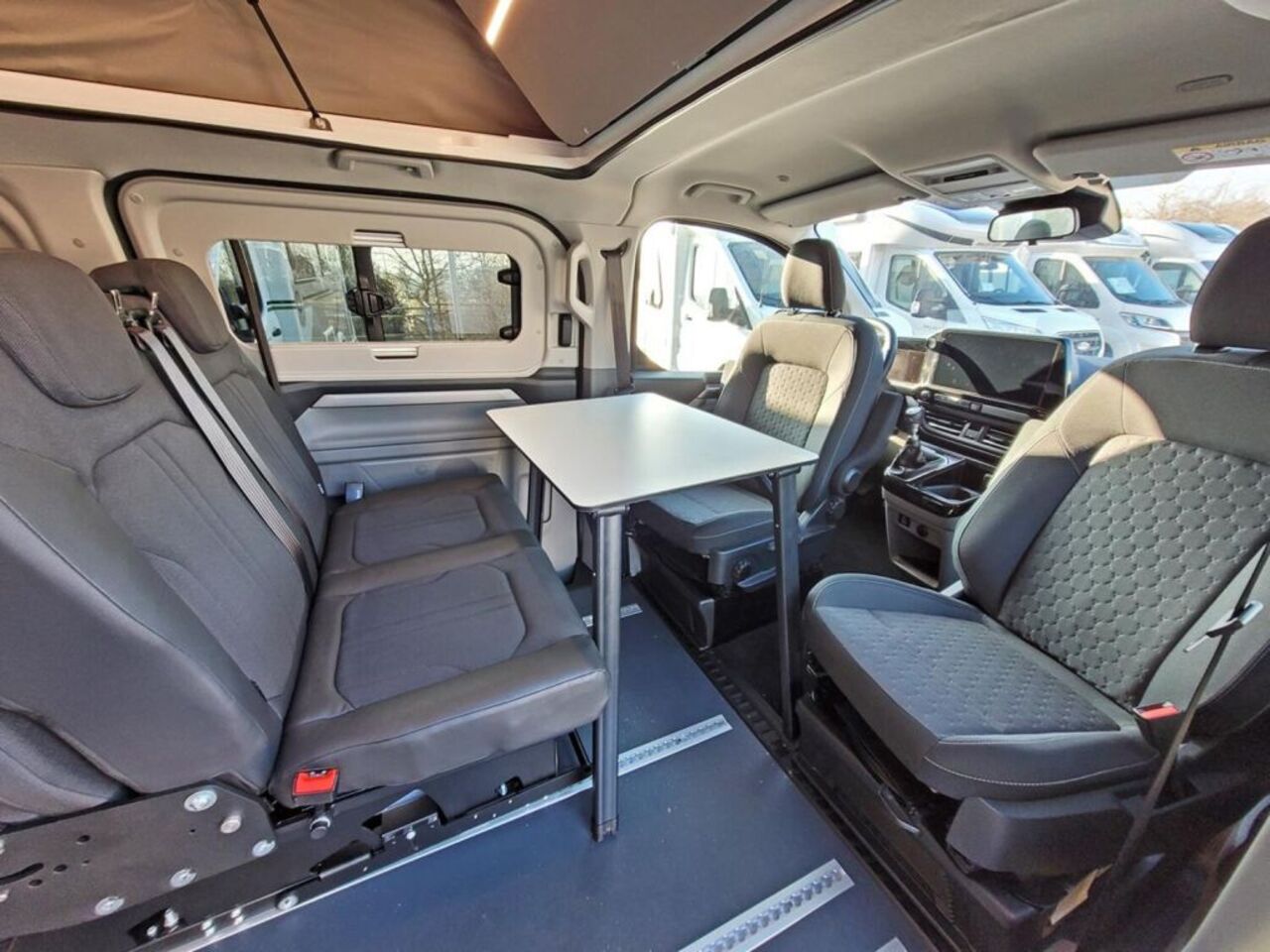 KARMANN 550 *136PS*AHK*VIVA*WEIß* Ansicht 7 für Fahrzeugdetailseite