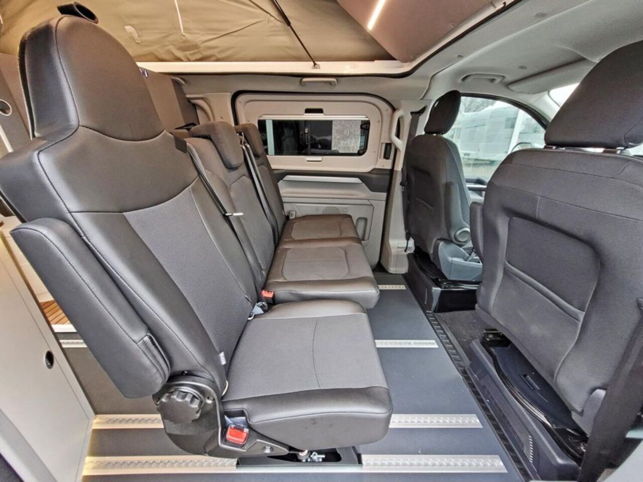 KARMANN 550 *170PS*ATM*AHK*5. Sitze*ALLWETTER* Ansicht 7 für Fahrzeugdetailseite