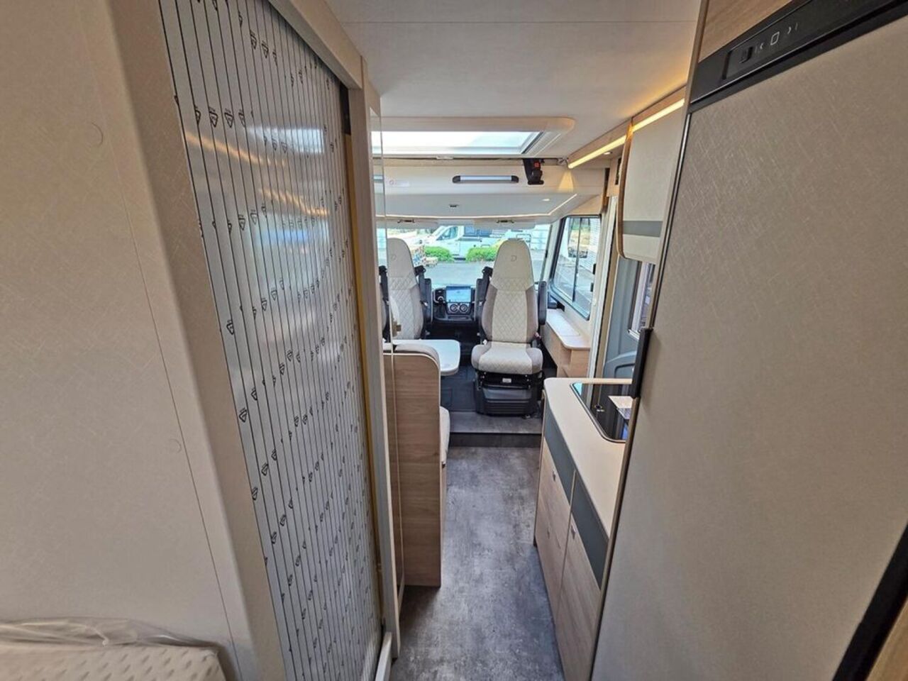 DETHLEFFS I 4 Active *ACTIVE*AUTOMATIK*DUOCONTROL* Ansicht 13 für Fahrzeugdetailseite