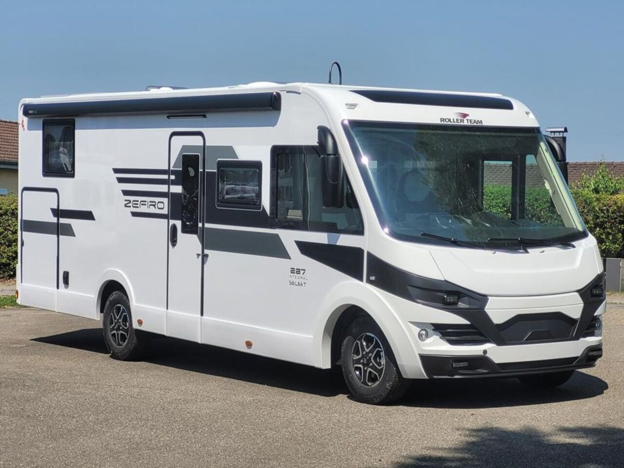 ROLLER TEAM 287 Integral *ATM*32"*Winter Paket*LITHIUM Ansicht 1 für Fahrzeugdetailseite