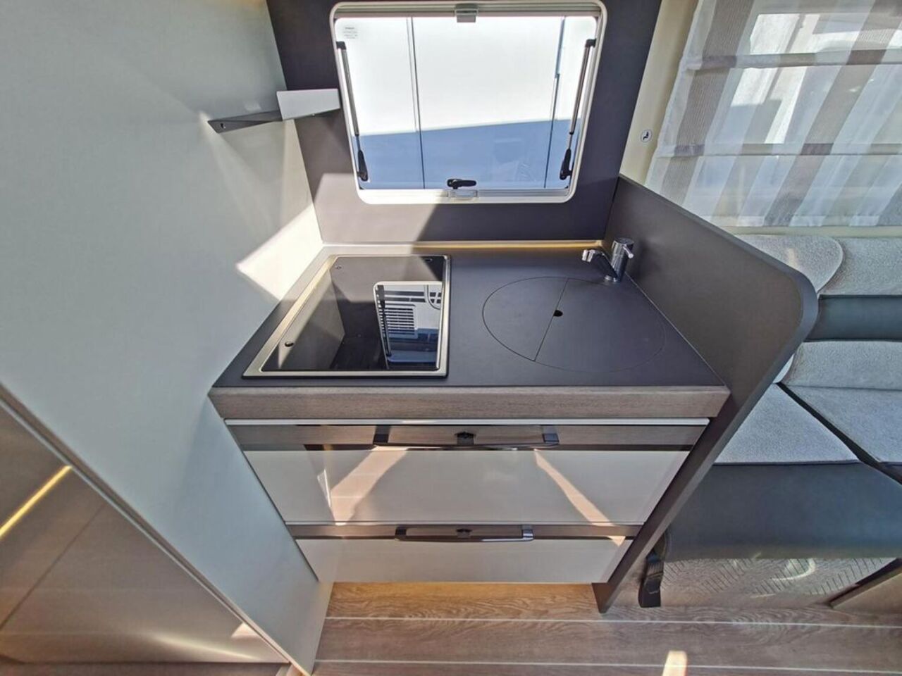 ROLLER TEAM 287 Integral *ATM*32"*Winter Paket*LITHIUM Ansicht 6 für Fahrzeugdetailseite