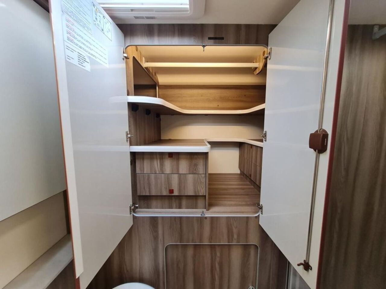 ROLLER TEAM 230 TL *ATM*32"*ACC*Winter Paket*LITHIUM Ansicht 11 für Fahrzeugdetailseite