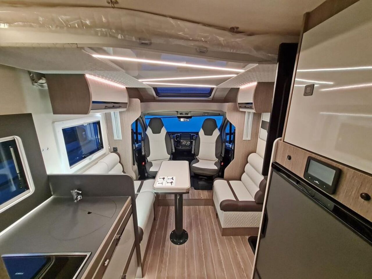 ROLLER TEAM 266 TL POWER Edition 180PS* ACC*SAT*LITHIUM* Ansicht 14 für Fahrzeugdetailseite