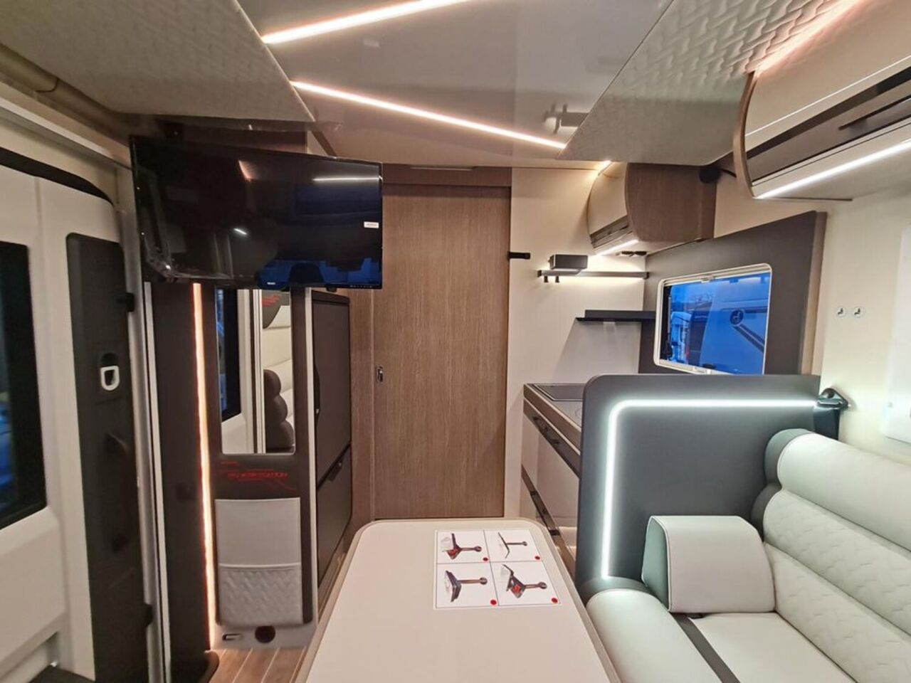 ROLLER TEAM 266 TL POWER Edition 180PS* ACC*SAT*LITHIUM* Ansicht 5 für Fahrzeugdetailseite