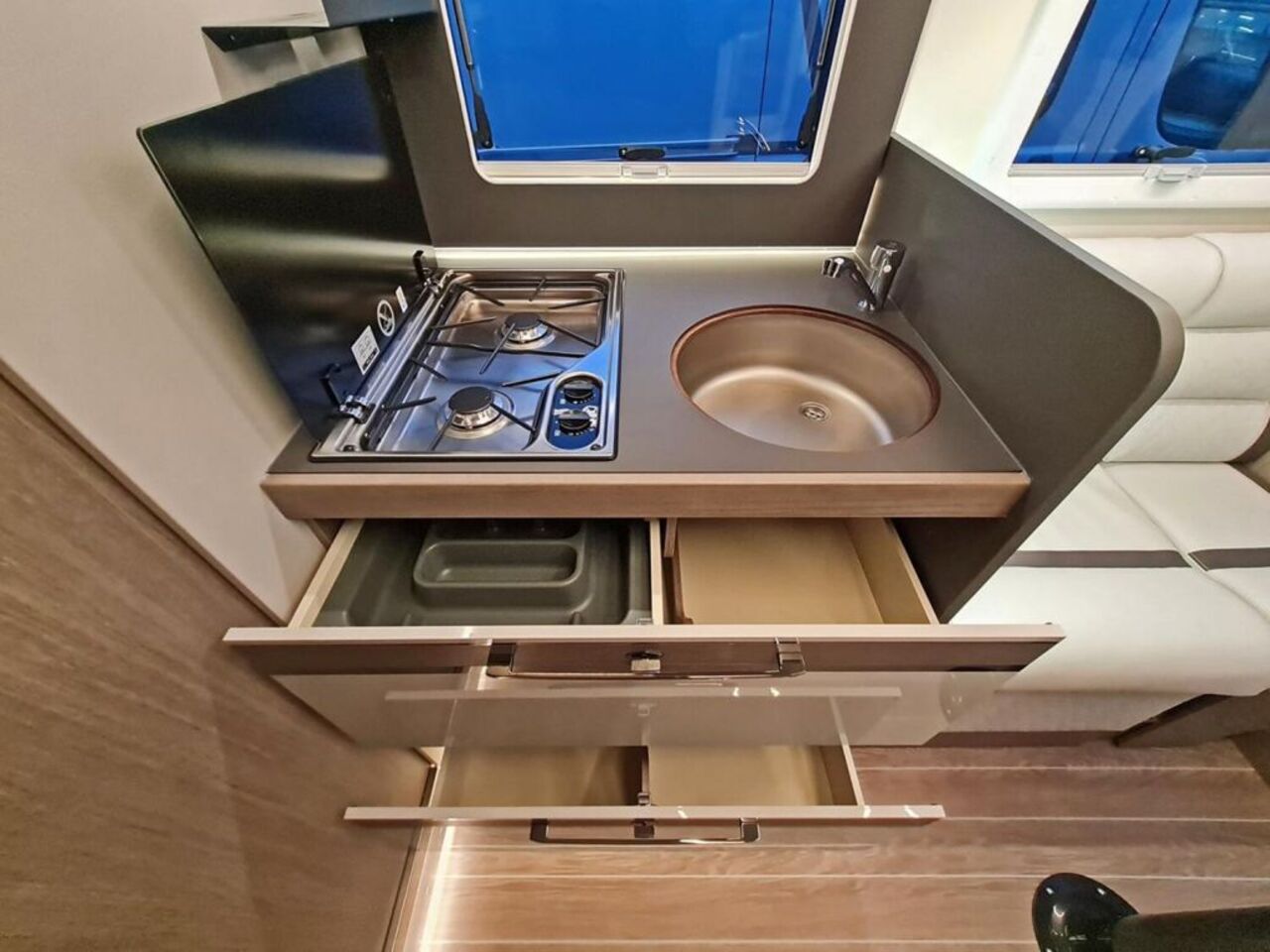 ROLLER TEAM 266 TL POWER Edition 180PS* ACC*SAT*LITHIUM* Ansicht 7 für Fahrzeugdetailseite