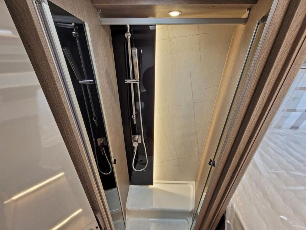 ROLLER TEAM 287 P POWER Edition 180PS* ACC*SAT*LITHIUM* Ansicht 10 für Fahrzeugdetailseite