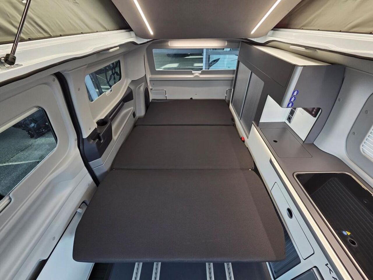 KARMANN 505 ACC*Automatik*AHK*Markise Ansicht 14 für Fahrzeugdetailseite