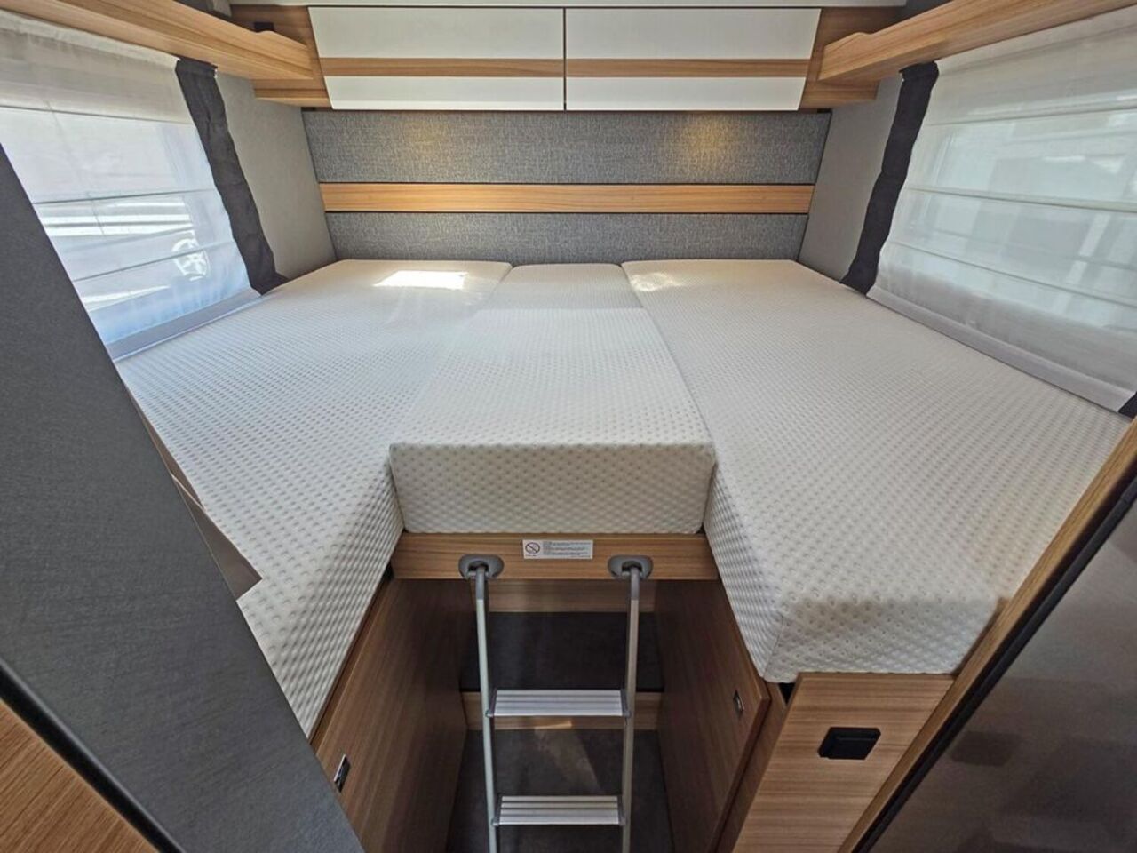 DETHLEFFS T 6812 EB Ansicht 12 für Fahrzeugdetailseite