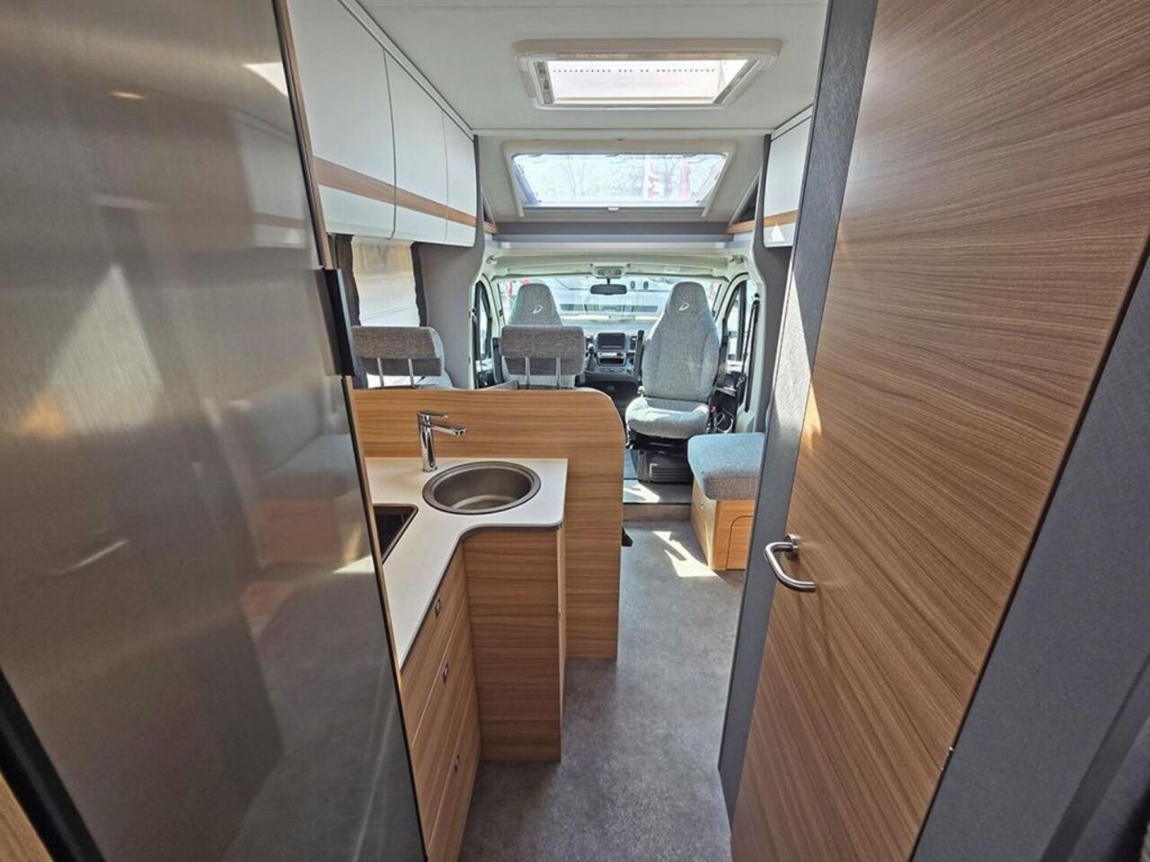 DETHLEFFS T 6812 EB Ansicht 13 für Fahrzeugdetailseite