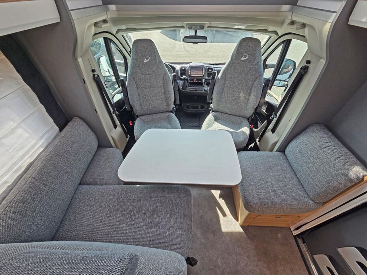 DETHLEFFS T 6812 EB Ansicht 14 für Fahrzeugdetailseite