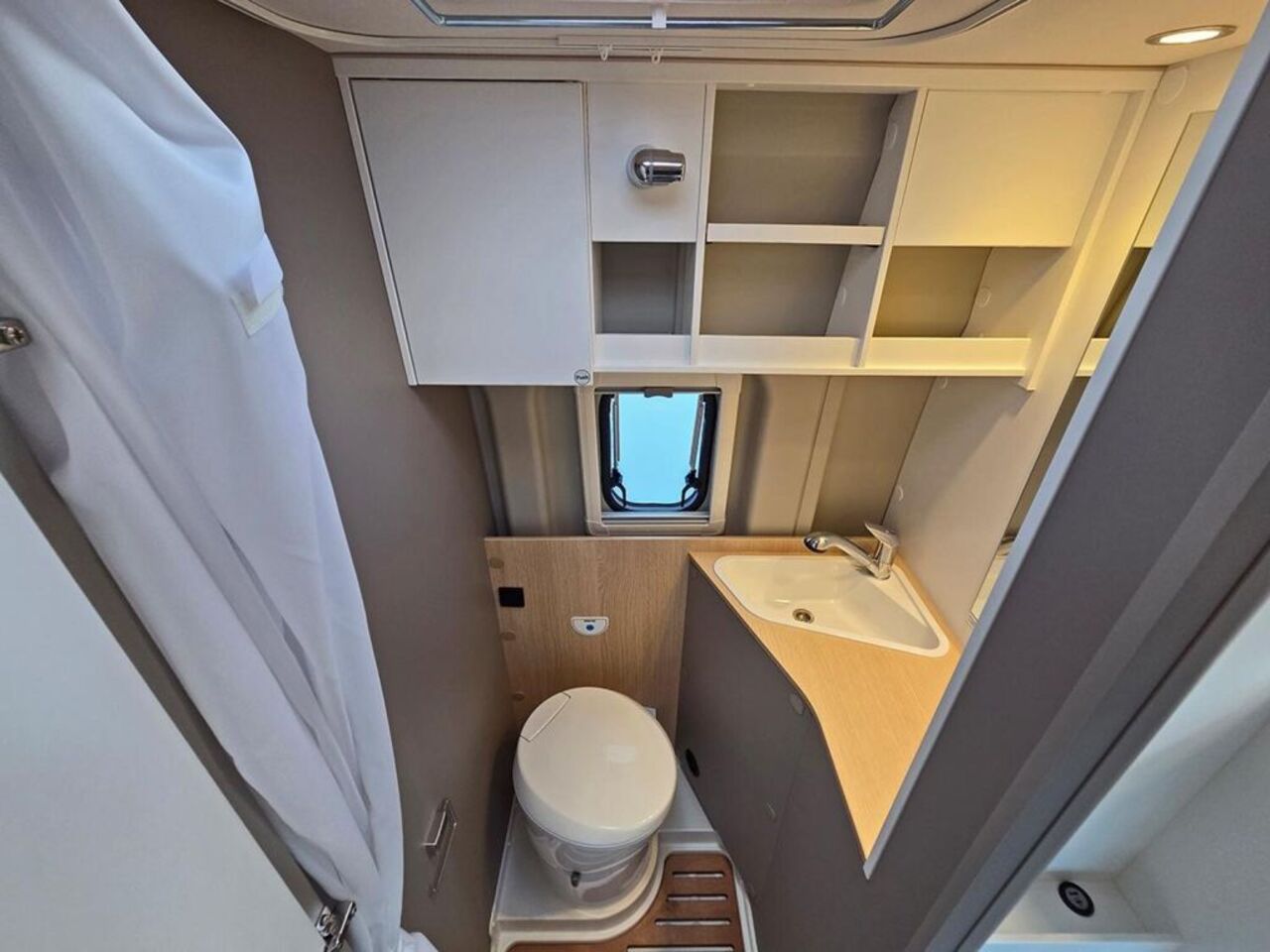 LMC 640 Pure Automatik*Allwetter Ansicht 10 für Fahrzeugdetailseite