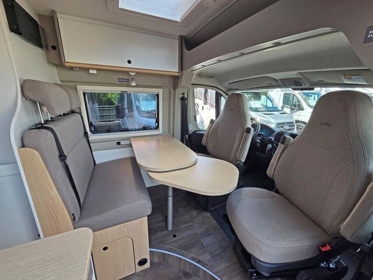 LMC 640 Pure Automatik*Allwetter Ansicht 5 für Fahrzeugdetailseite