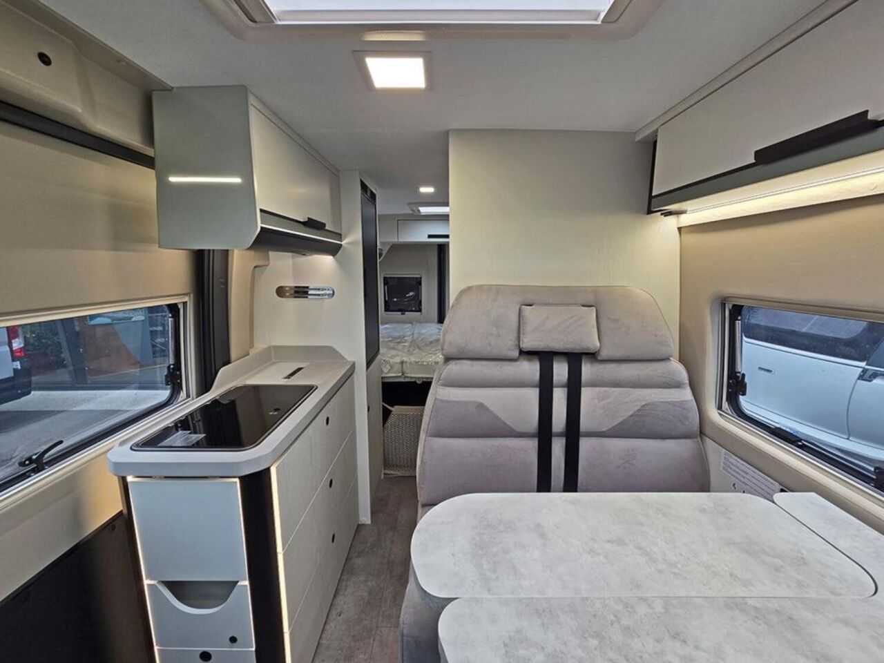 KARMANN 590 Lifestyle CONCEPT*AUTOMATIK* Ansicht 6 für Fahrzeugdetailseite