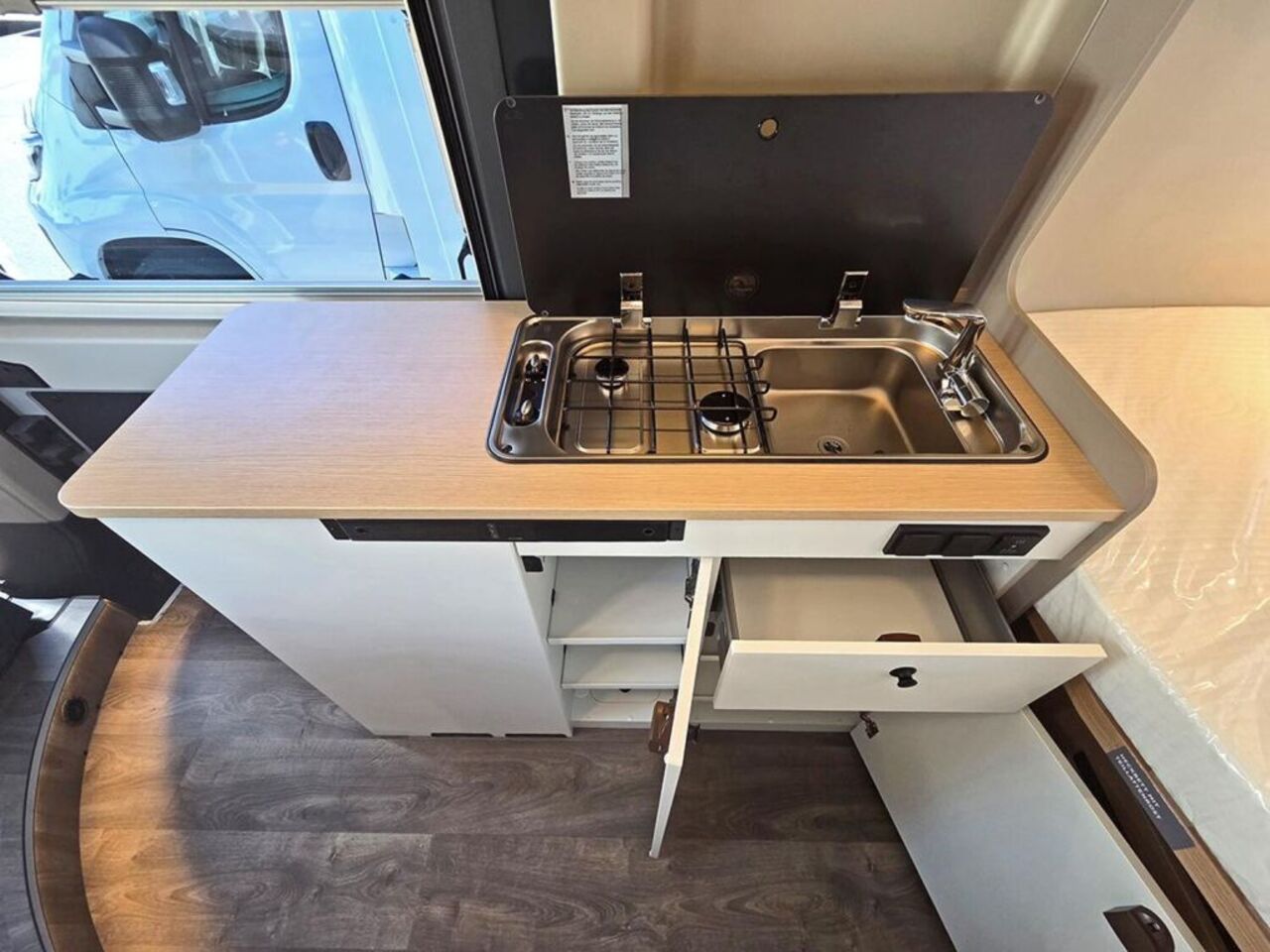 LMC 600 Pure *Aufstelldach*Automatik* Ansicht 11 für Fahrzeugdetailseite
