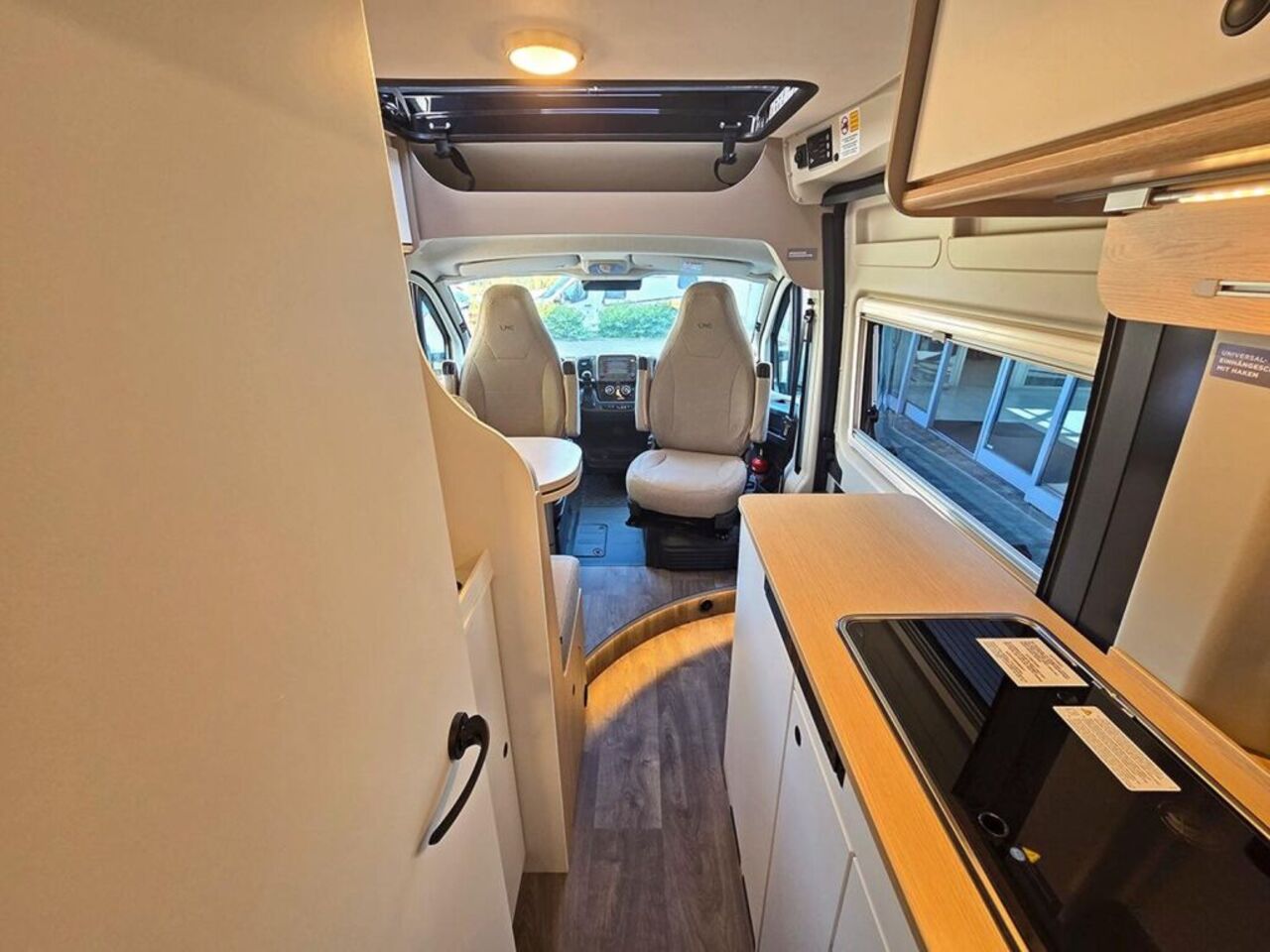 LMC 600 Pure *Aufstelldach*Automatik* Ansicht 15 für Fahrzeugdetailseite