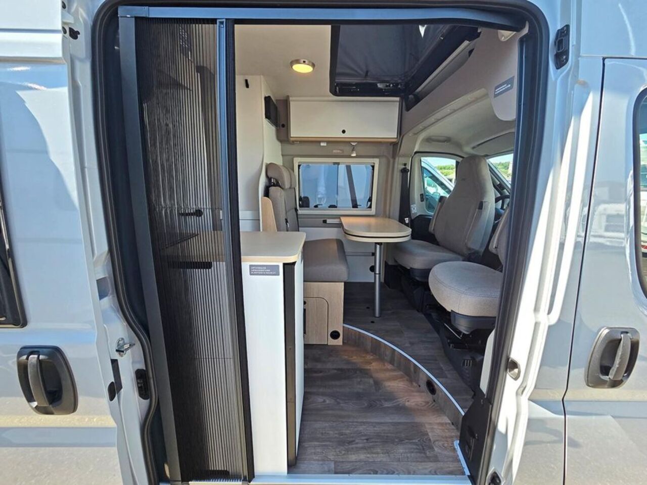 LMC 600 Pure *Aufstelldach*Automatik* Ansicht 6 für Fahrzeugdetailseite