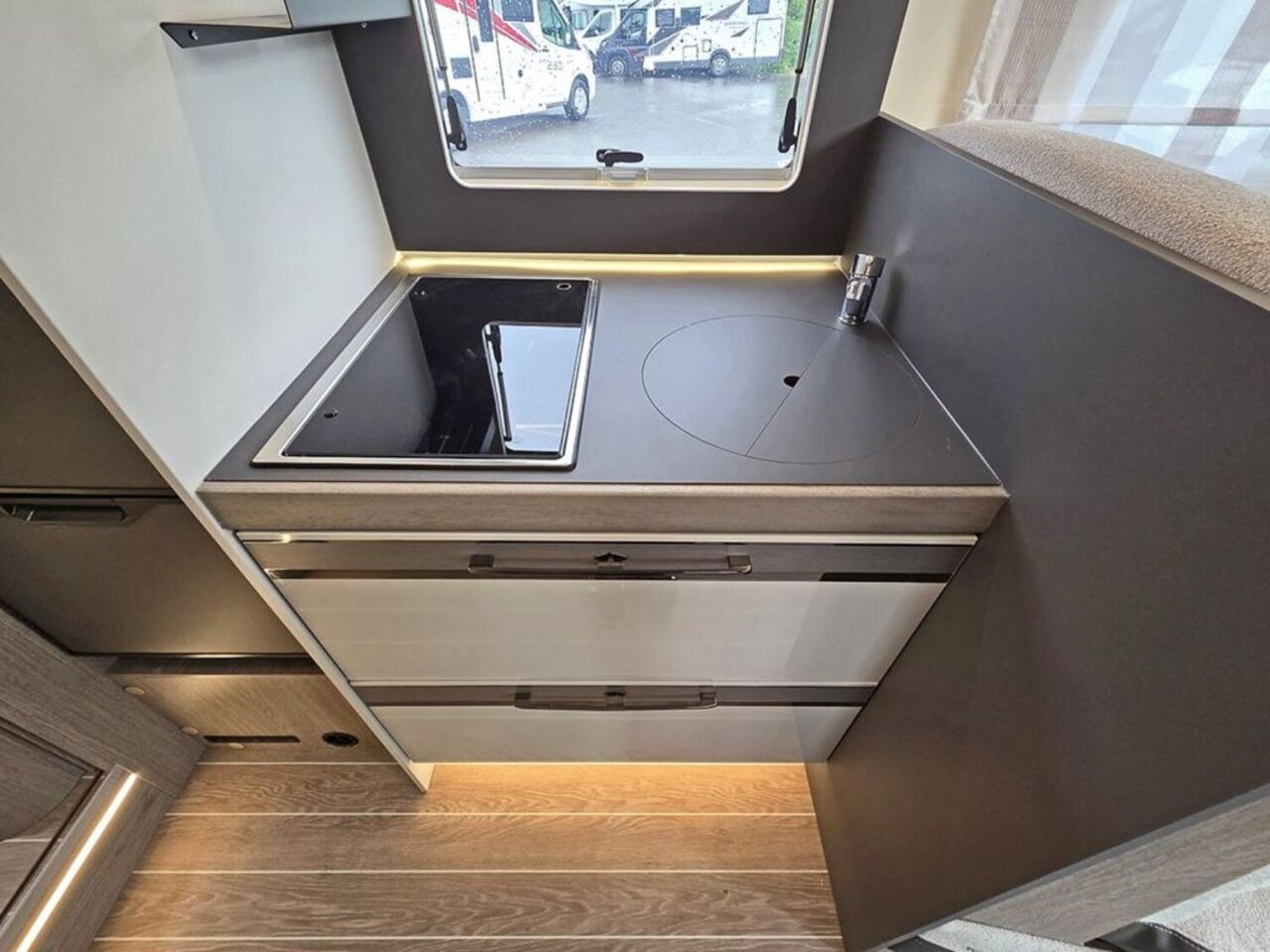 ROLLER TEAM 285 TL *ACC*TV-WIFI*LITHIUM*SOLAR*RFK* Ansicht 7 für Fahrzeugdetailseite