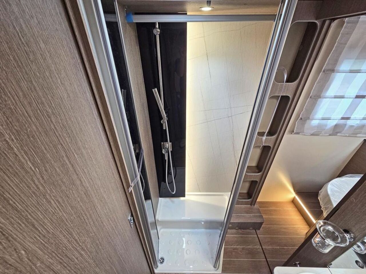 ROLLER TEAM 266 TL ACC*TV-WIFI*LITHIUM*SOLAR*RFK* Ansicht 11 für Fahrzeugdetailseite