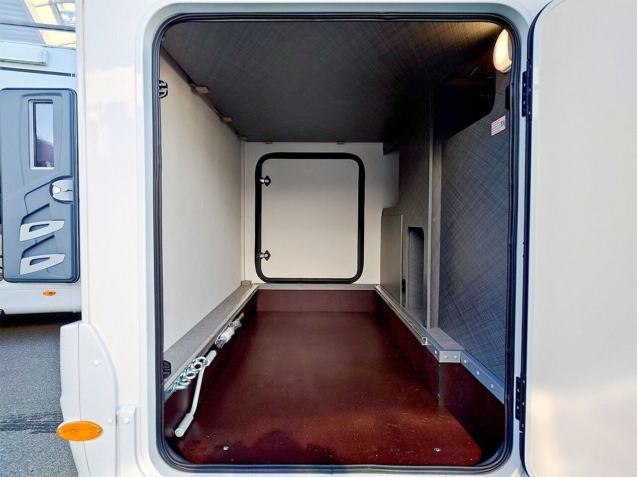 ETRUSCO 6.8 SCF ACC*AUTOMATIK*SOLAR*LITHIUM* Ansicht 3 für Fahrzeugdetailseite