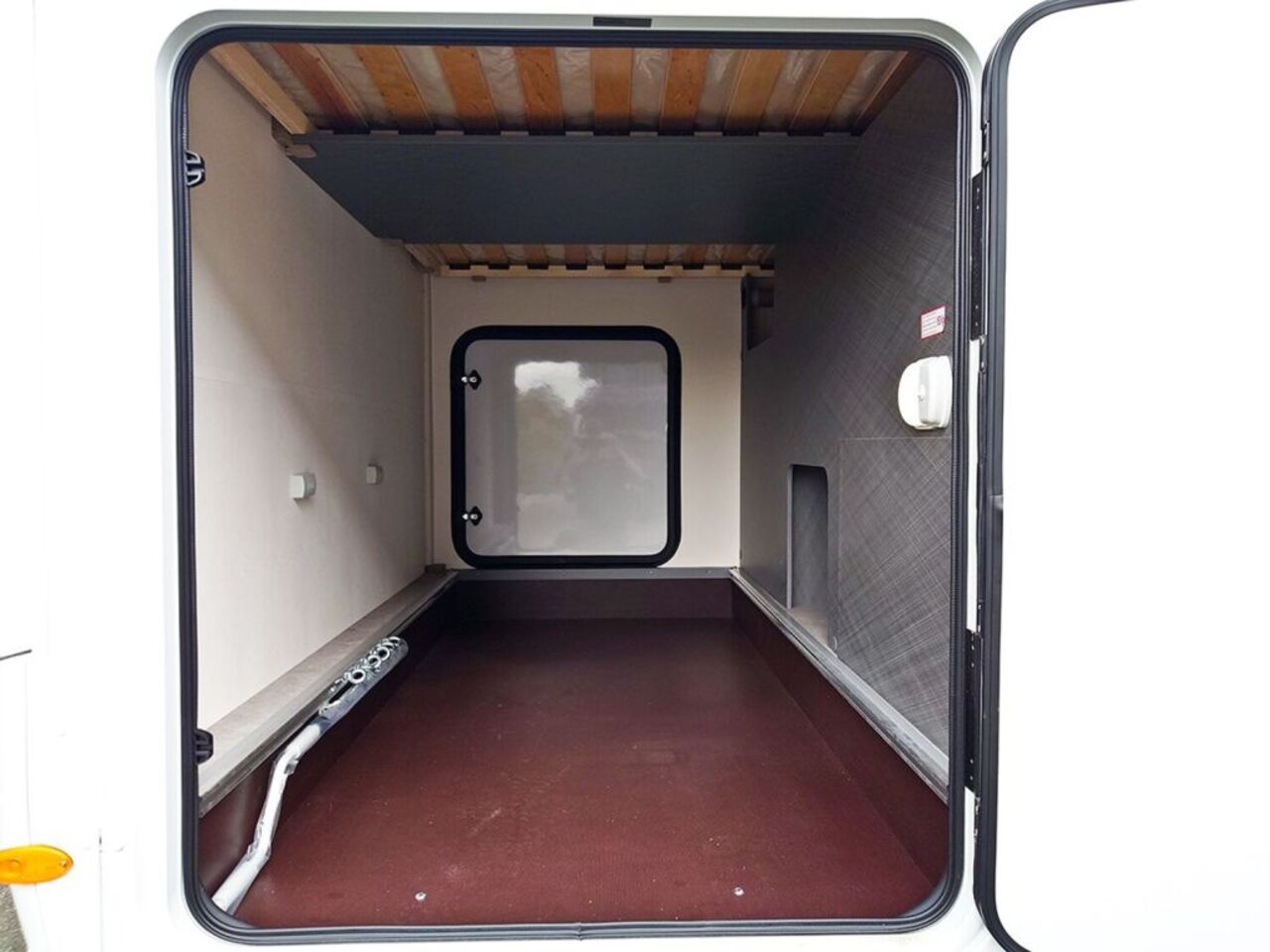 ETRUSCO 6.9 SB *ACC*SOLAR*MARKISE*LITHIUM* Ansicht 3 für Fahrzeugdetailseite