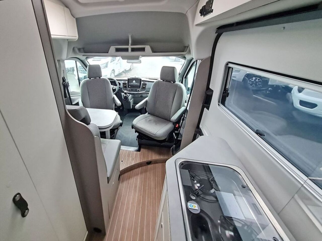 ETRUSCO 600 DF *Complete Selection*XENON* Ansicht 14 für Fahrzeugdetailseite