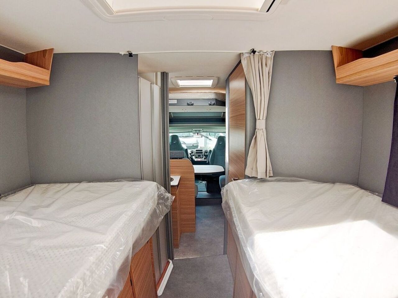 DETHLEFFS T 7052 EB *PAKET ONE*HUBBETT*RDKS* Ansicht 13 für Fahrzeugdetailseite