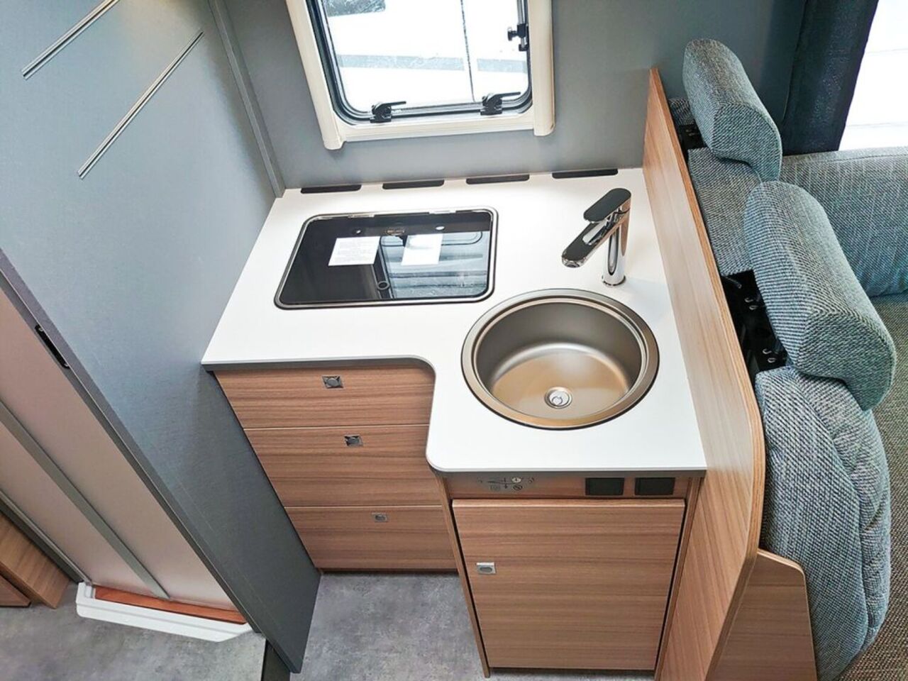 DETHLEFFS T 7052 EB *PAKET ONE*HUBBETT*RDKS* Ansicht 6 für Fahrzeugdetailseite