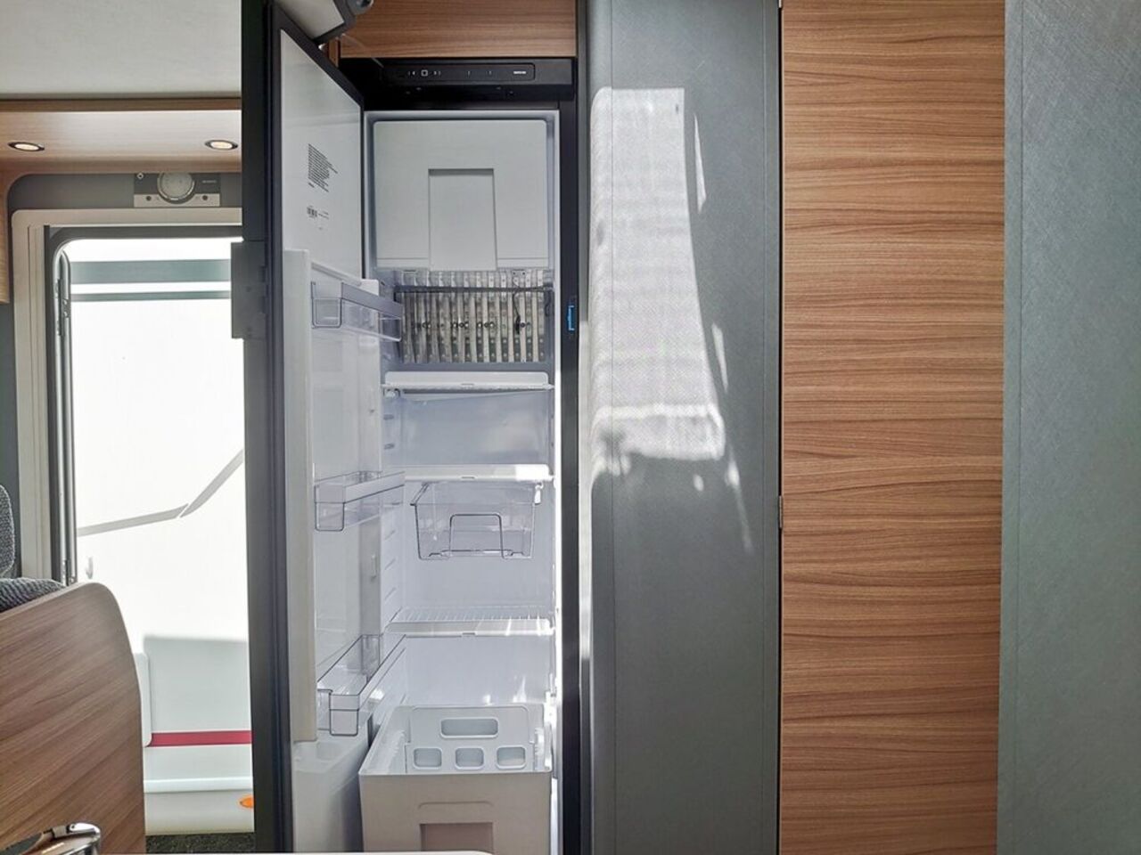 DETHLEFFS T 7052 EB *PAKET ONE*HUBBETT*RDKS* Ansicht 8 für Fahrzeugdetailseite