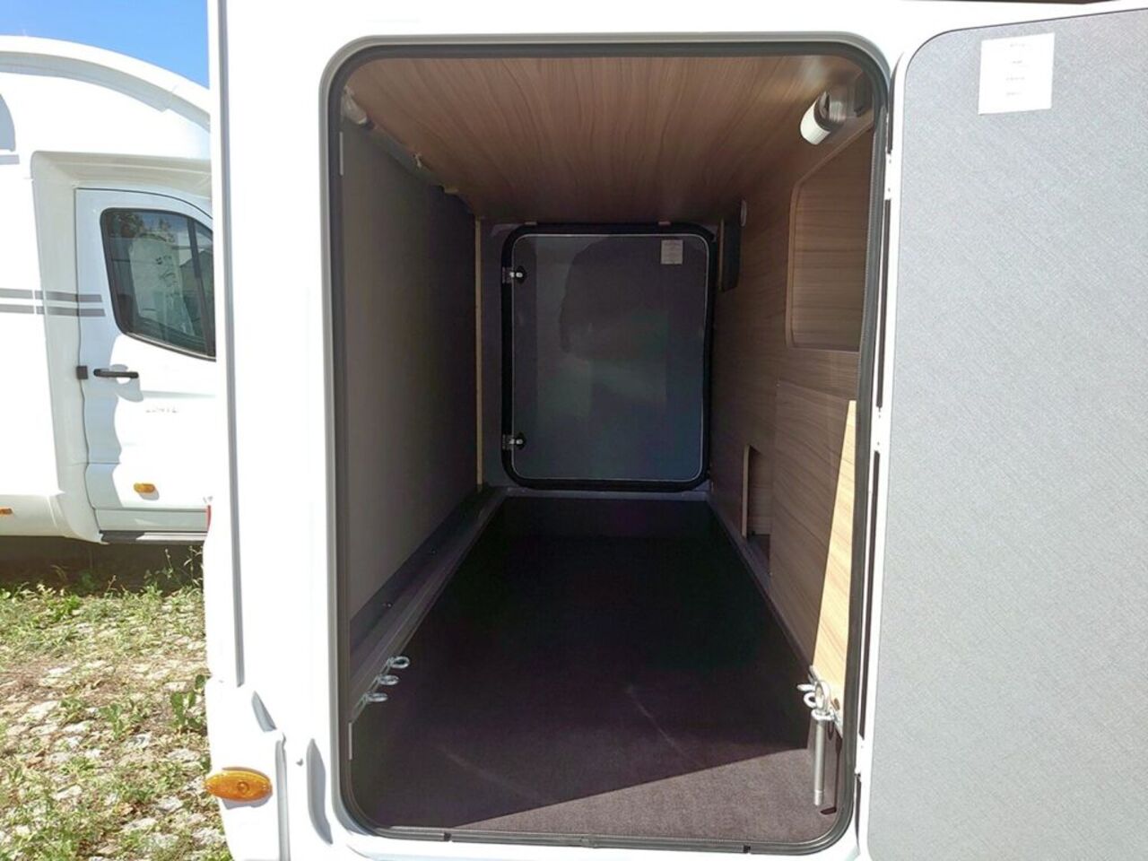 DETHLEFFS T 6812 EB *SOFORT VERFÜGBAR*PAKET ONE* Ansicht 3 für Fahrzeugdetailseite