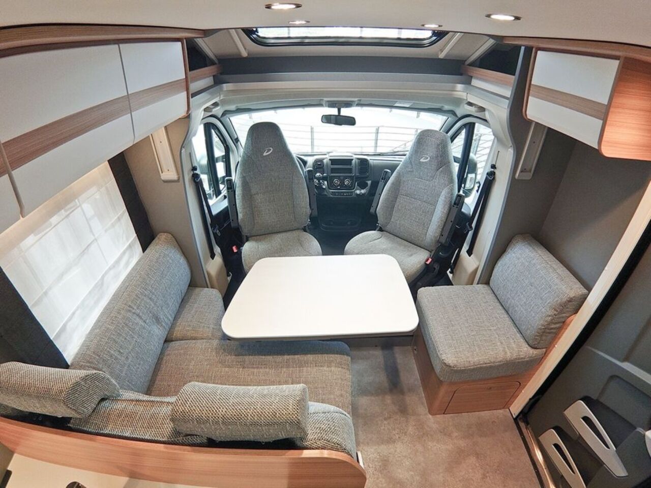 DETHLEFFS T 6812 EB *SOFORT VERFÜGBAR*PAKET ONE* Ansicht 5 für Fahrzeugdetailseite