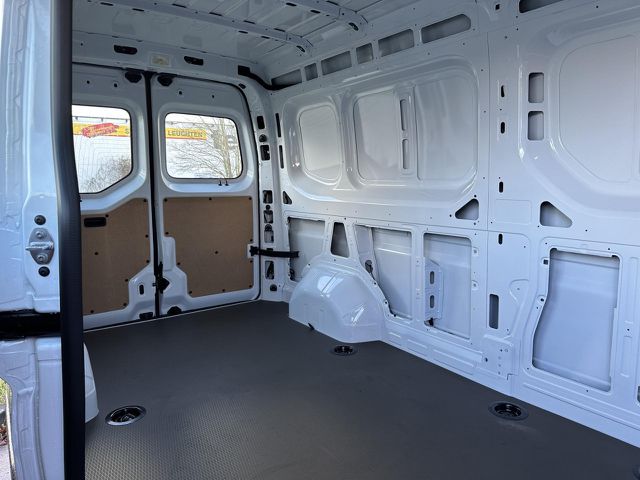 RENAULT Master Kastenwagen FWD Kasten extra L2H2 Trennwand Ansicht 9 für Fahrzeugdetailseite