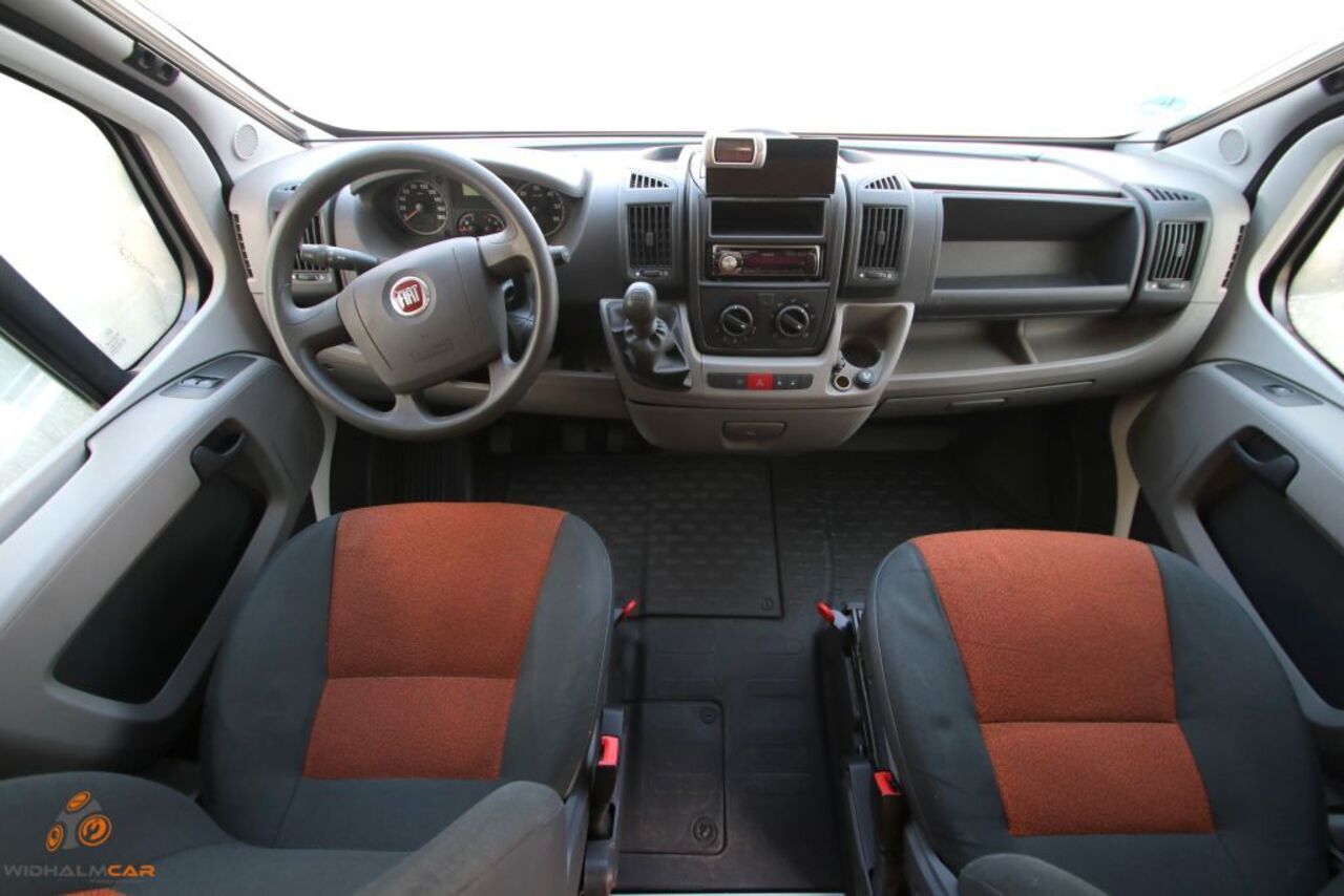 ELNAGH 125 L Ansicht 11 für Fahrzeugdetailseite