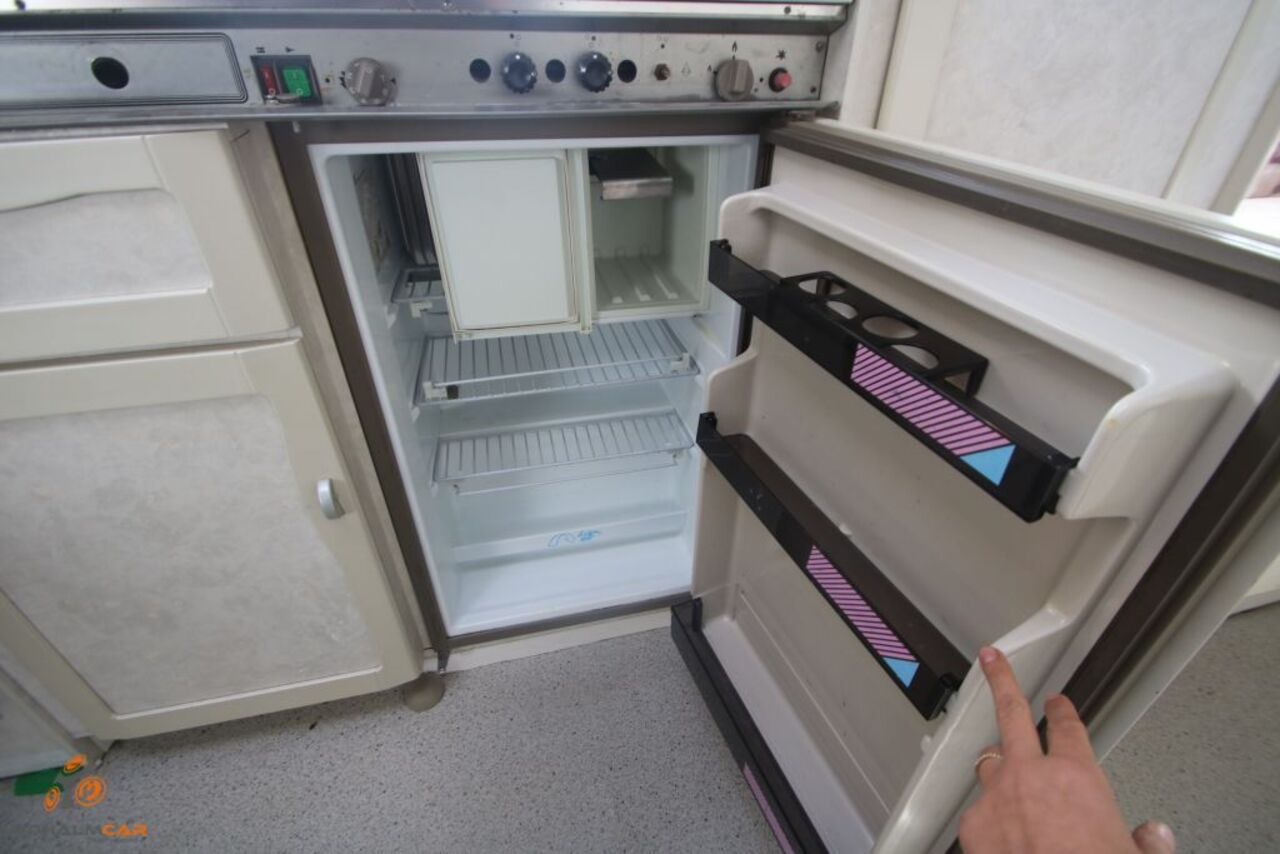 HYMER-ERIBA 531 BASTLERFAHRZEUG Ansicht 9 für Fahrzeugdetailseite