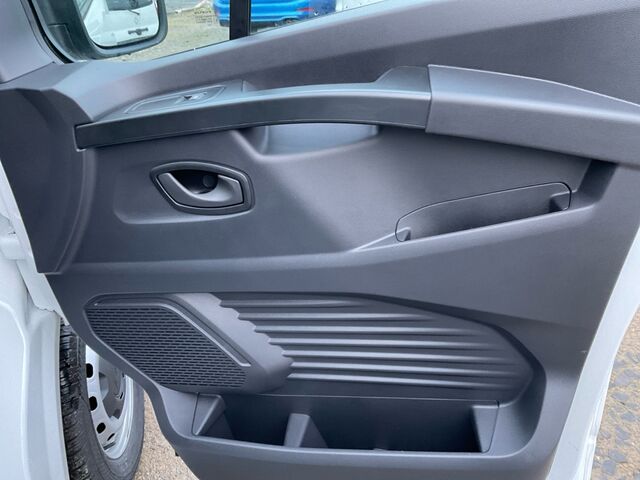 RENAULT Trafic 2.0 dCi 130 L2H1 3,0t Komfort/Kamera/Navi Ansicht 15 für Fahrzeugdetailseite