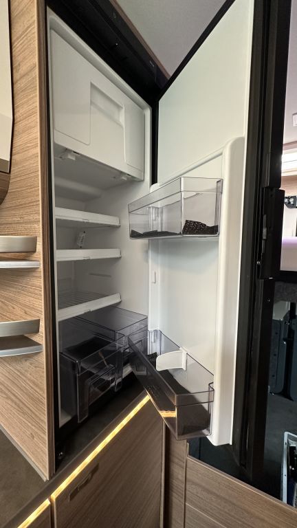 KNAUS 600 MQ Platinum Selection Mietfahrzeug Verfügbar 11 2026 Ansicht 20 für Fahrzeugdetailseite