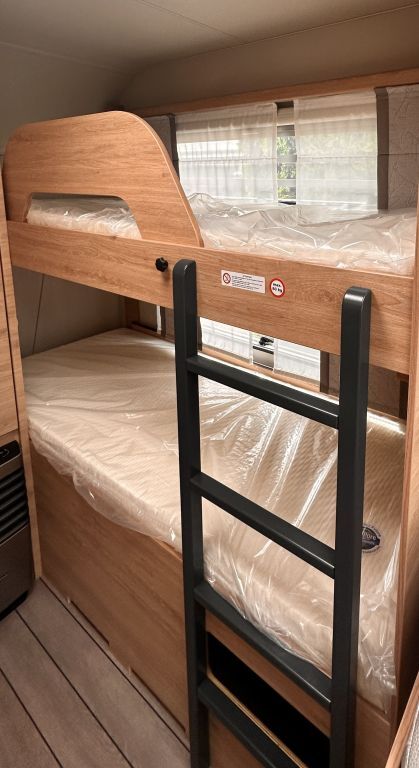 KNAUS 580 QS Black Selection Verfügbar 11.2026 Ansicht 10 für Fahrzeugdetailseite