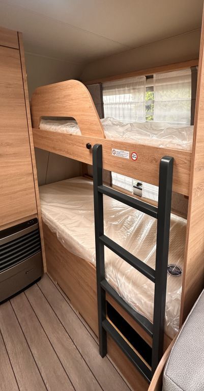 KNAUS 580 QS Black Selection Verfügbar 11.2026 Ansicht 11 für Fahrzeugdetailseite