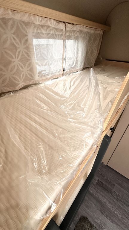 WEINSBERG 470 QDK Steckdosen PLUS Paket Ansicht 15 für Fahrzeugdetailseite