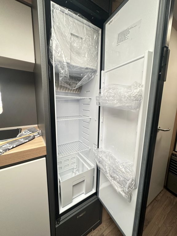 KNAUS 500 KD Dusche separat Ansicht 16 für Fahrzeugdetailseite