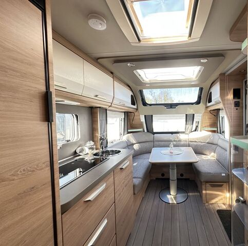 KNAUS 500 UF Black Selection Duschausbau Ansicht 9 für Fahrzeugdetailseite