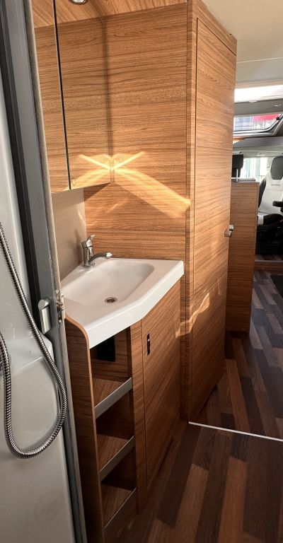 WEINSBERG 600 MF EDITION [PEPPER] Automatikgetriebe Ansicht 18 für Fahrzeugdetailseite