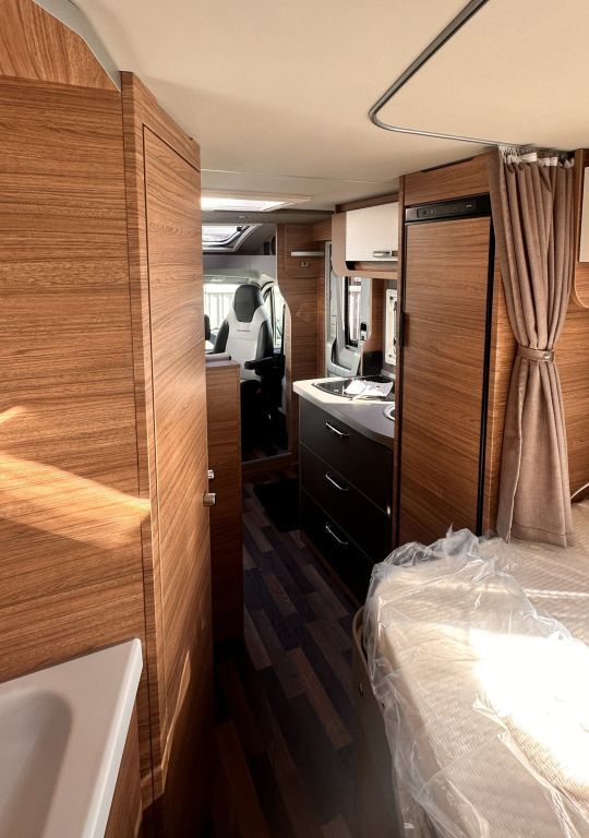 WEINSBERG 600 MF EDITION [PEPPER] Automatikgetriebe Ansicht 6 für Fahrzeugdetailseite