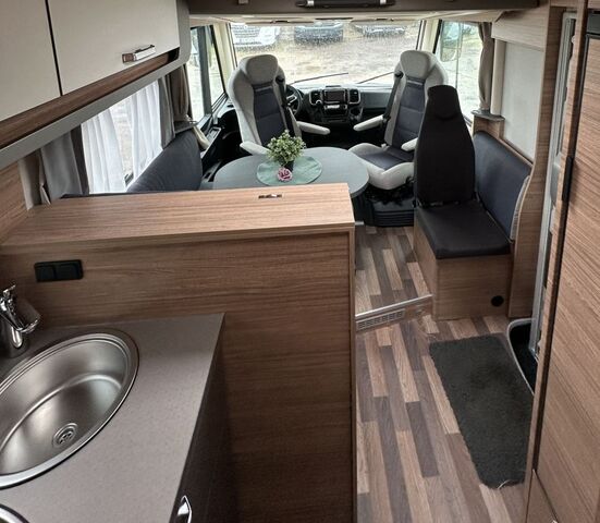 WEINSBERG 700 MEG Automatik, 4,4 t, UVP 114.702? Ansicht 7 für Fahrzeugdetailseite