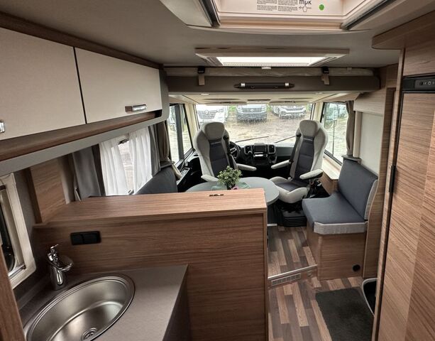 WEINSBERG 700 MEG Automatik, 4,4 t, UVP 114.702? Ansicht 8 für Fahrzeugdetailseite