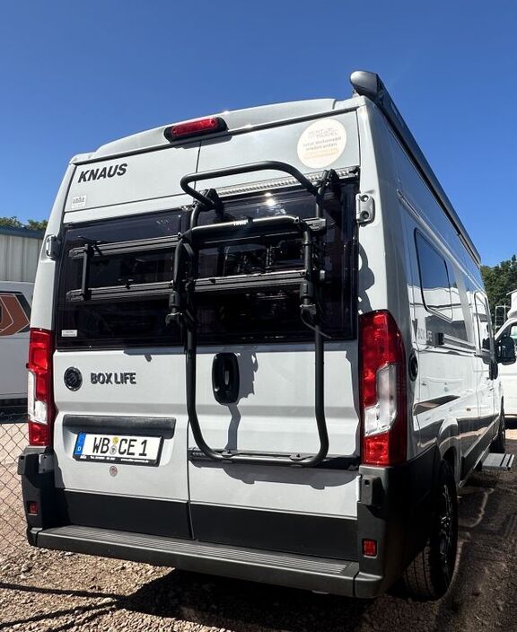 KNAUS 600 ME Platinum Selection Mietfahrzeug Verfügbar 11.2026 Ansicht 5 für Fahrzeugdetailseite
