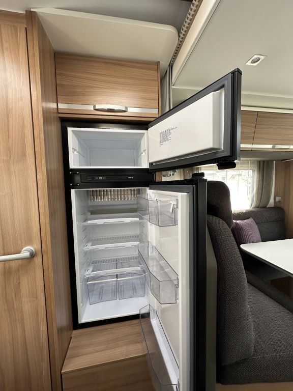 ADRIA Axess 590 ST TV -Paket Ansicht 22 für Fahrzeugdetailseite