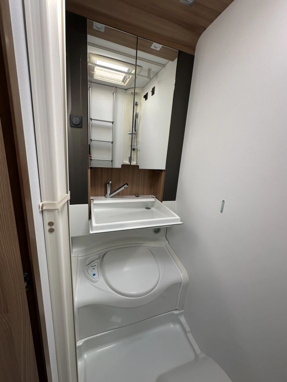 ADRIA Axess 590 ST TV -Paket Ansicht 24 für Fahrzeugdetailseite
